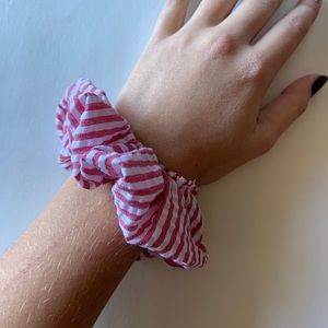 striped scrunchie